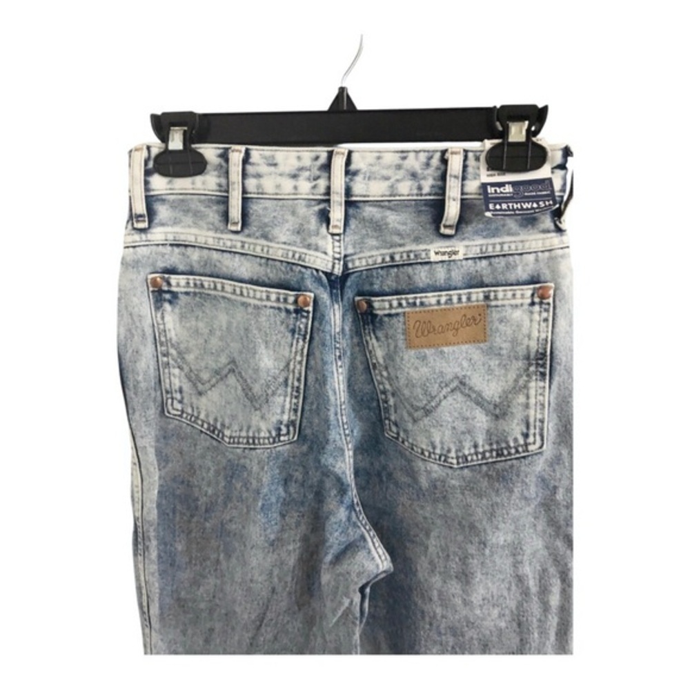 Wrangler Barrel‎ 652 High Waist Frayed Hem Let It Go light wash Jeans Size 26x31 - Picture 8 of 15